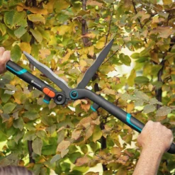 GARDENA 2 In 1 EnergyCut Heggenschaar 7 GARDENA 2 In 1 EnergyCut Heggenschaar -Aanbiedingen Tuin Stijl Winkel gardena 2in1 energycut heggenschaar 1500x1000 640af833dbf4a l