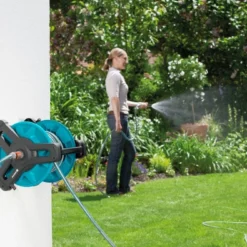 GARDENA Wandslanghouderset Classic + Slang 20m -Aanbiedingen Tuin Stijl Winkel gardena wandslanghouderset classic slang 20m 1619704760 2 l